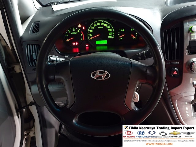 2007 Hyundai H-1/Grand Starex 2.5L – Image 12