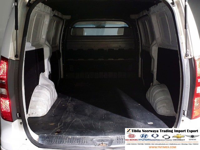 2007 Hyundai H-1/Grand Starex 2.5L – Image 14