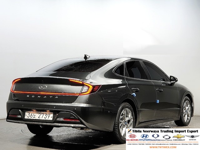 2020 HYUNDAI SONATA 2.0L – Image 3