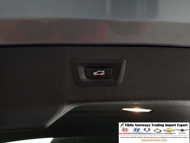 2015 BMW X6 xDrive30d – Image 12