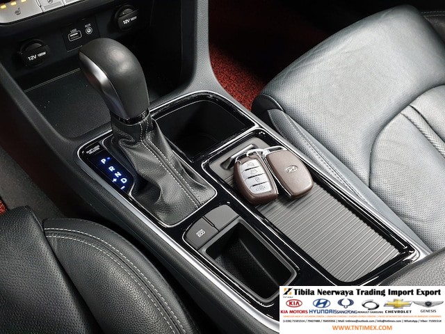 2017 HYUNDAI SONATA 2.0L – Image 8