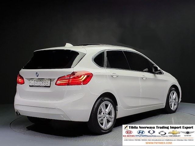 2016 BMW 220d Active Tourer – Image 3