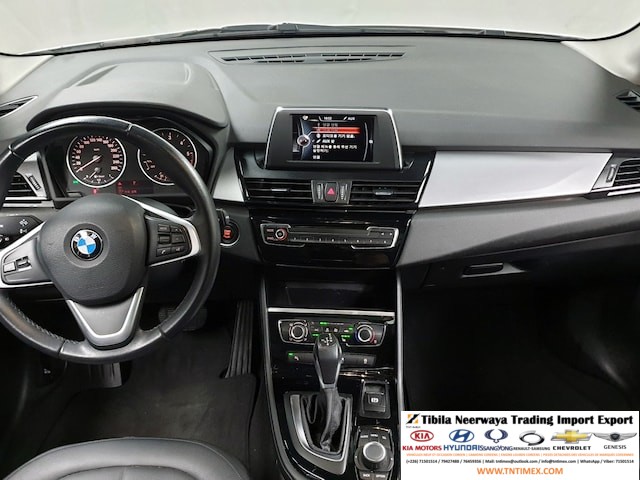 2016 BMW 220d Active Tourer – Image 8