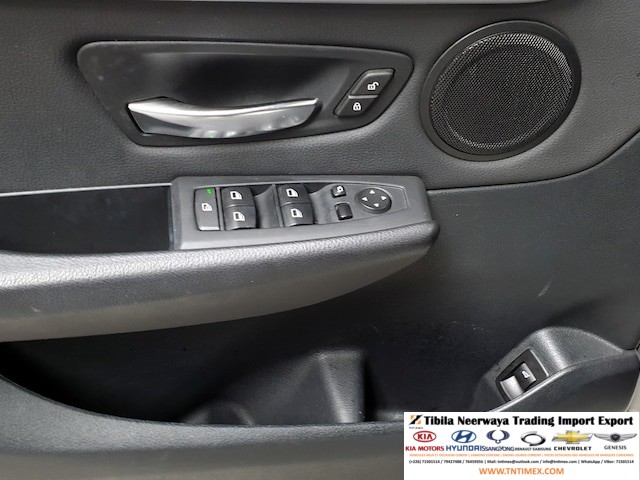 2016 BMW 220d Active Tourer – Image 17