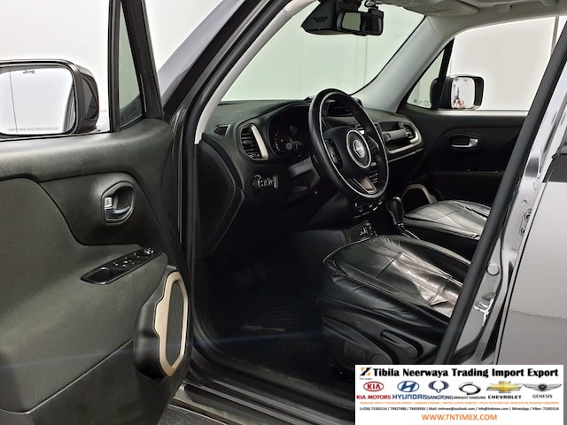 2016 Jeep Renegade 2.4L Longitude – Image 11