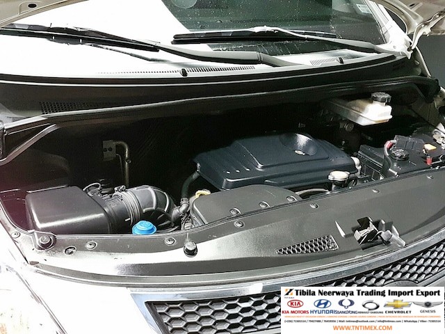 2009 HYUNDAI H-1/GRAND STAREX AMBULANCE 2.5L High Roof – Image 7