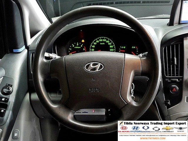 2009 HYUNDAI H-1/GRAND STAREX AMBULANCE 2.5L High Roof – Image 16