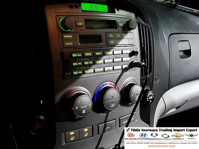 2009 HYUNDAI H-1/GRAND STAREX AMBULANCE 2.5L High Roof – Image 17
