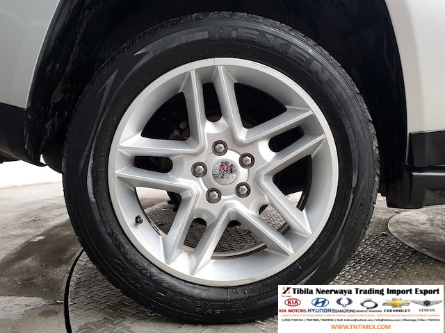 2011 Jeep Compass 2.4L 70th Anniversary – Image 6