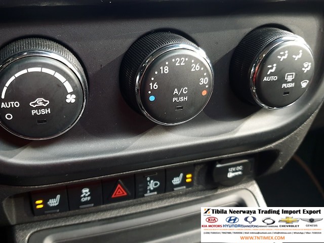 2011 Jeep Compass 2.4L 70th Anniversary – Image 20