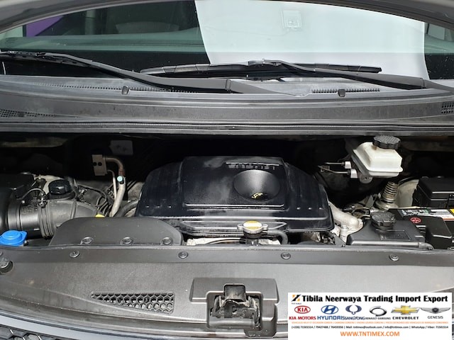 2011 Hyundai H-1/Grand Starex CVX Premium 2.5L – Image 7