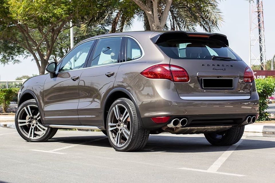 2011 Porsche Cayenne S – Image 4