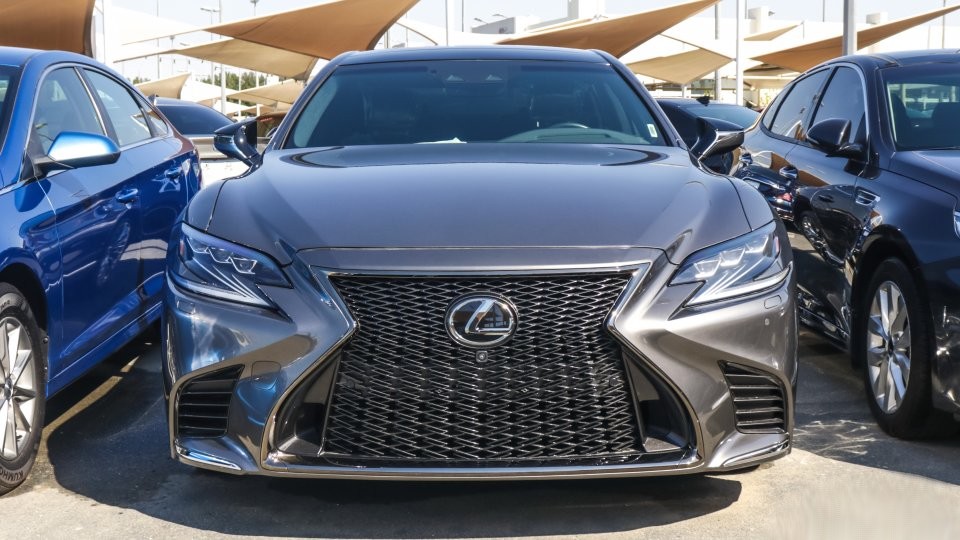2018 Lexus LS500 AWD – Image 7