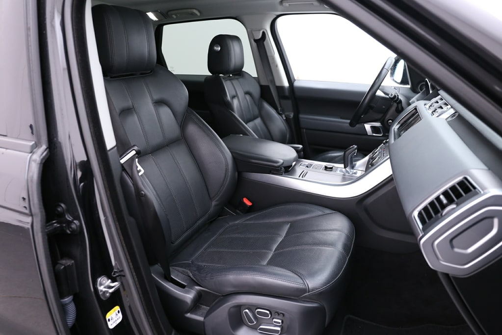 2014 Land Rover Range Rover Sport 3.0L SDV6 HSE Dynamic – Image 13
