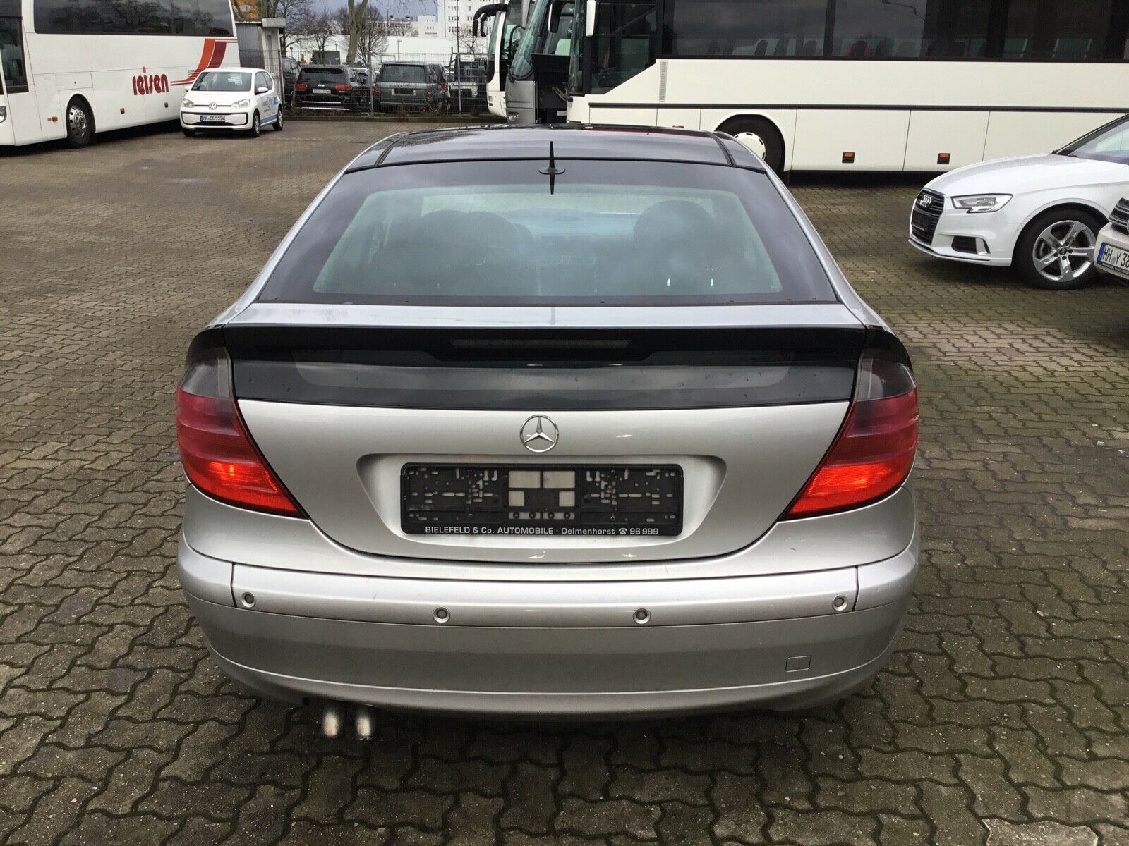 2001 Mercedes-Benz C220 CDI Sportcoupe – Image 12