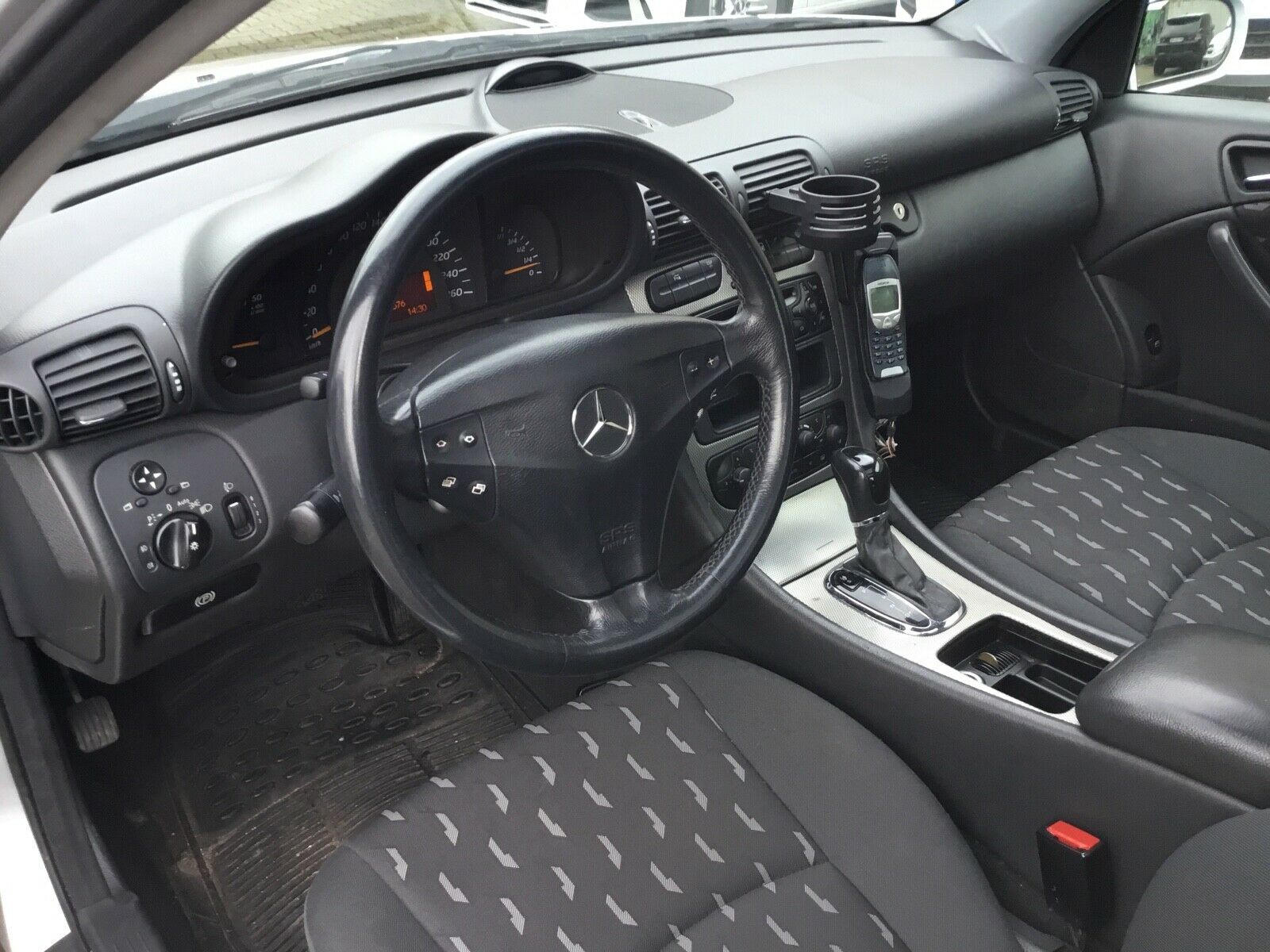 2001 Mercedes-Benz C220 CDI Sportcoupe – Image 5