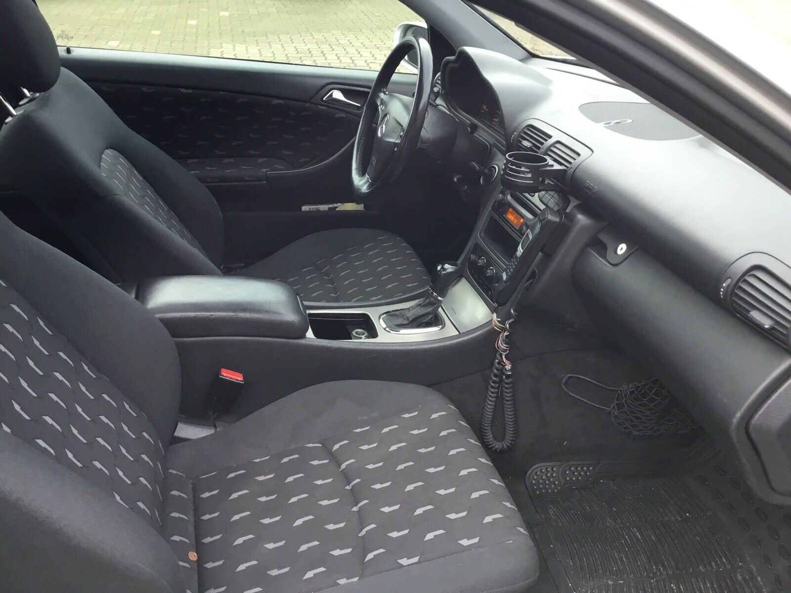 2001 Mercedes-Benz C220 CDI Sportcoupe – Image 10