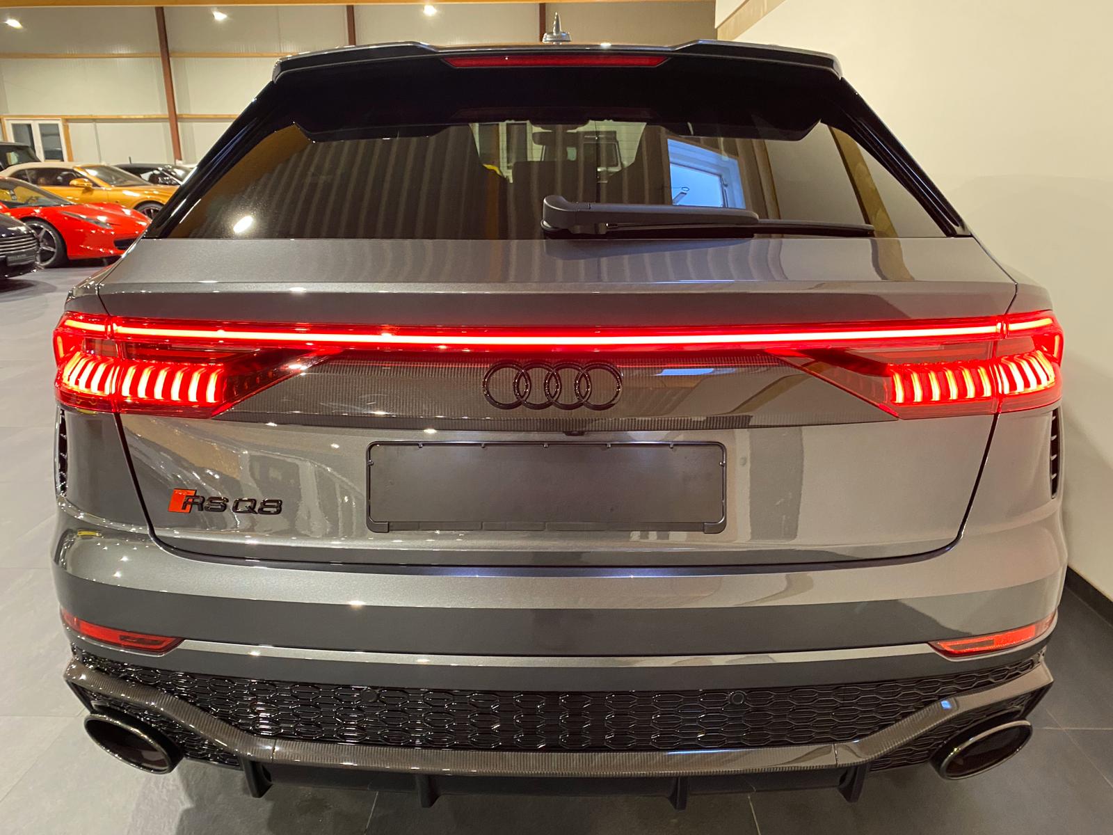 2020 AUDI RS Q8 4.0L – Image 6