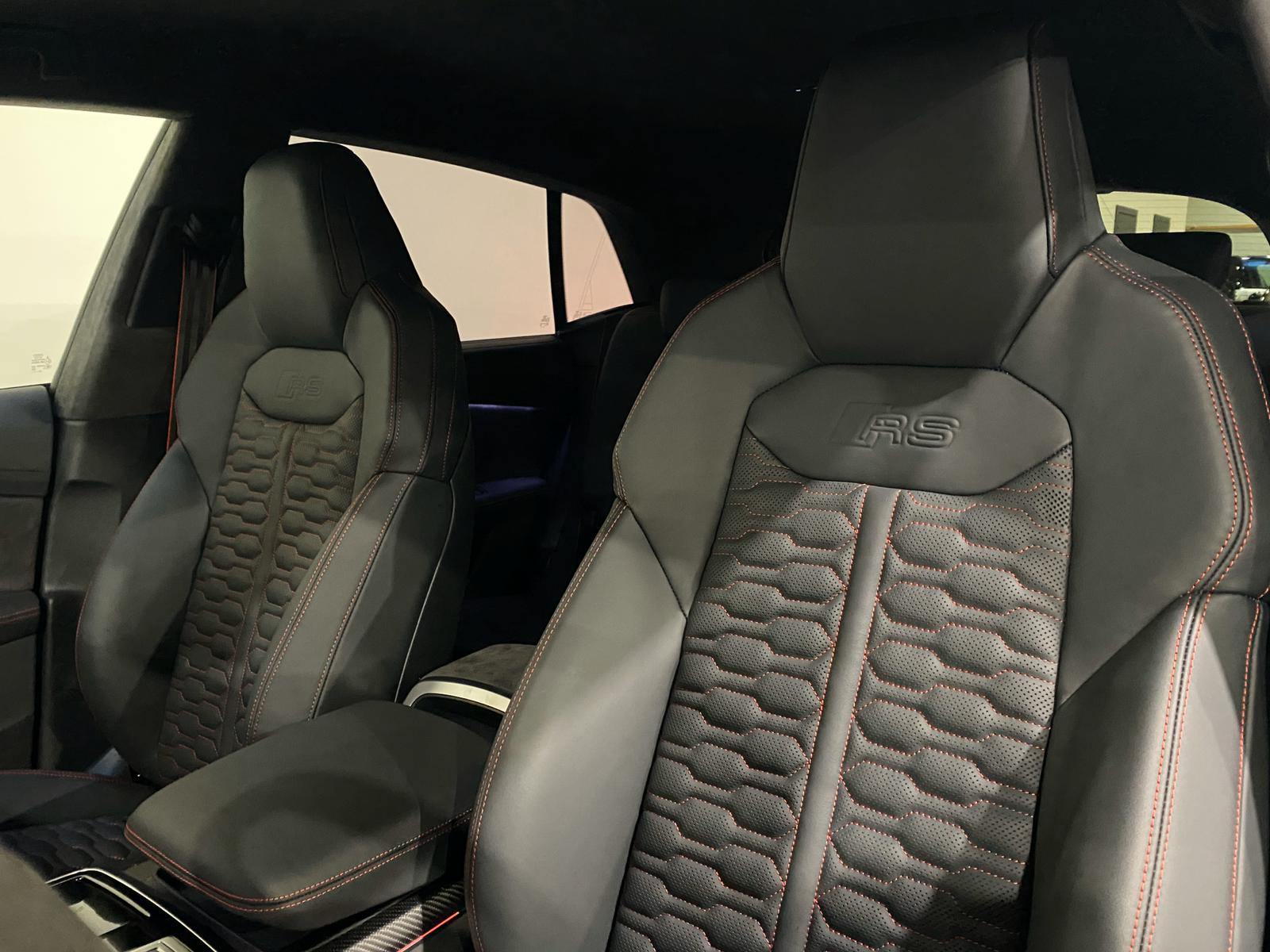 2020 AUDI RS Q8 4.0L – Image 13