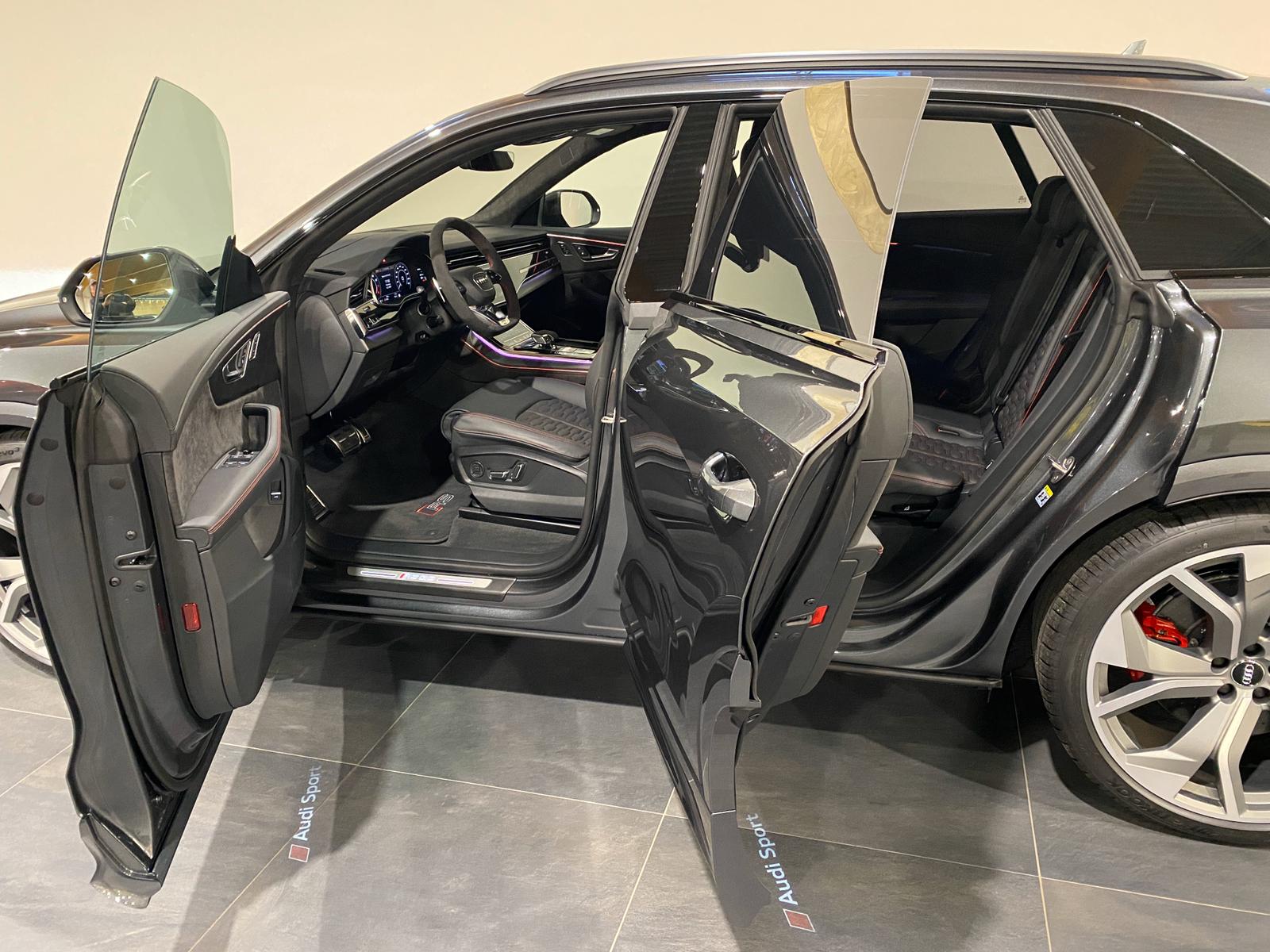 2020 AUDI RS Q8 4.0L – Image 18