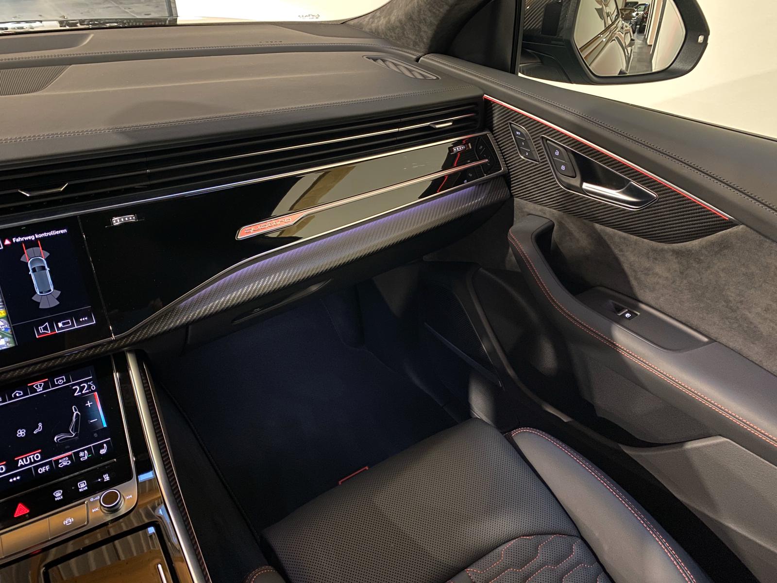 2020 AUDI RS Q8 4.0L – Image 24