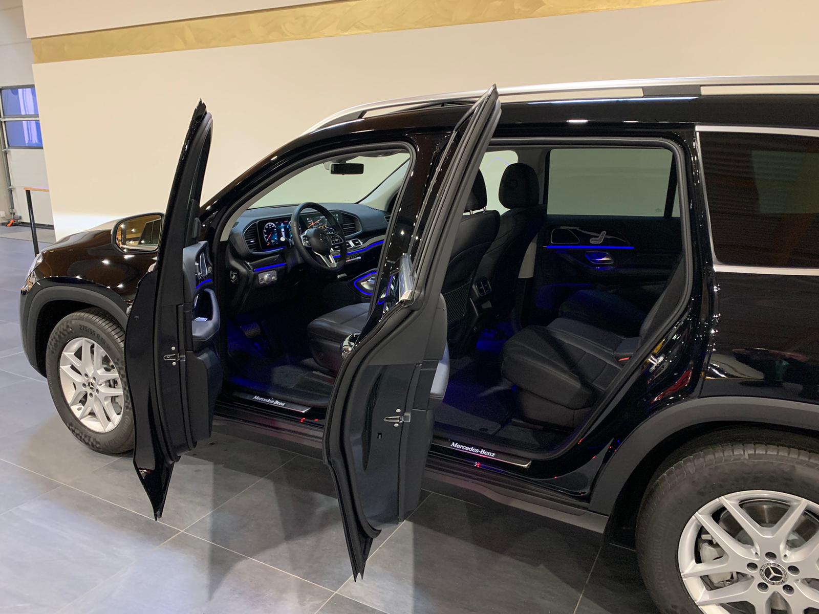 2020 Mercedes-Benz GLS 400d 4MATIC – Image 6