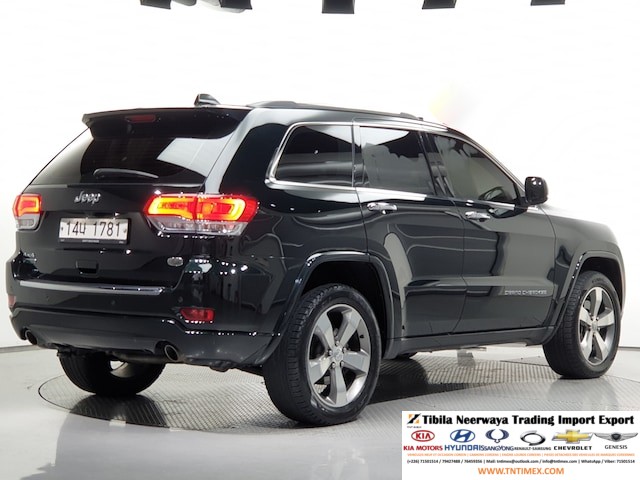 2014 Jeep Grand Cherokee 3.0L CRD Overland – Image 3