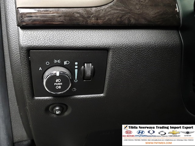 2012 Jeep Grand Cherokee 3.0L CRD Laredo – Image 15