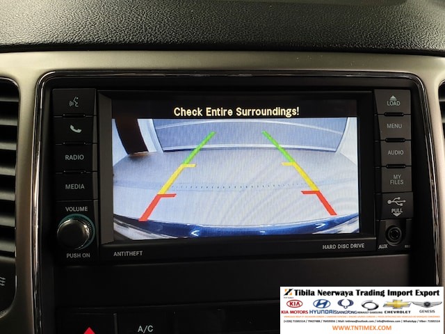 2012 Jeep Grand Cherokee 3.0L CRD Laredo – Image 16