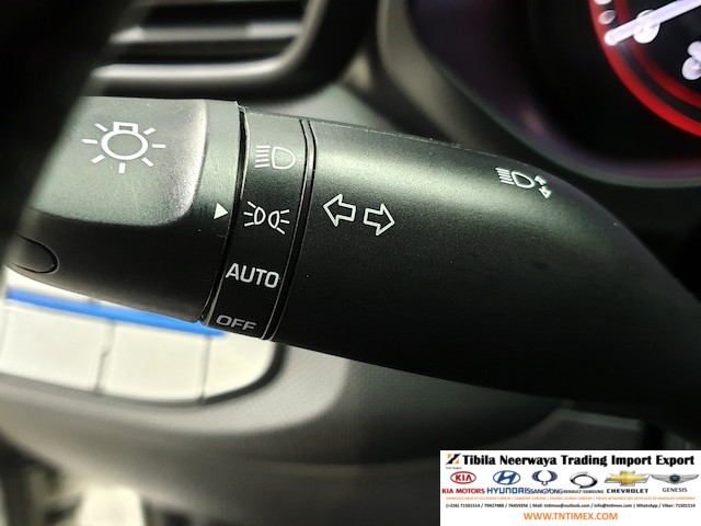 2018 Hyundai Veloster 1.4L Turbo Modern – Image 18