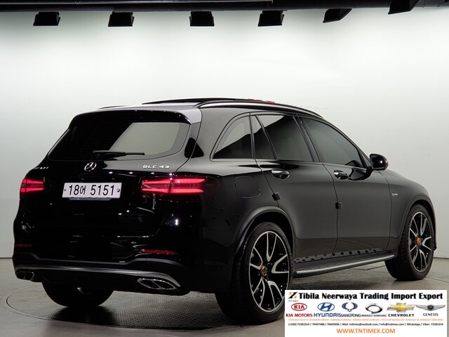 2017 Mercedes-Benz GLC43 AMG 4-MATIC – Image 3