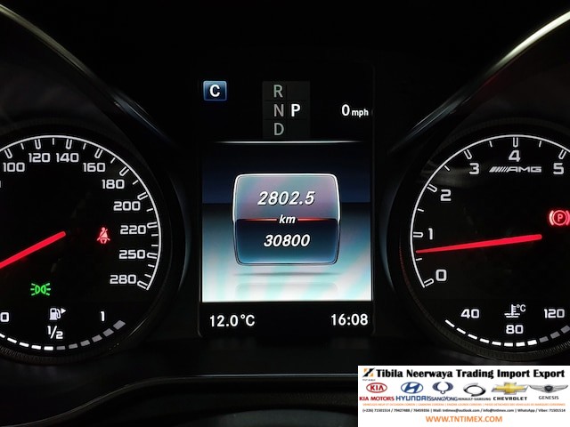 2017 Mercedes-Benz GLC43 AMG 4-MATIC – Image 9