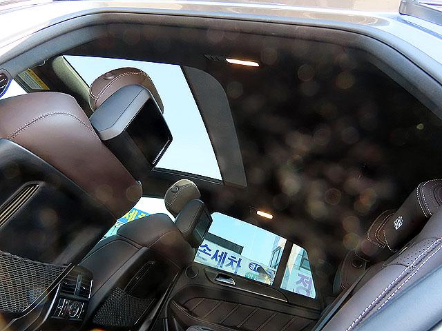 2017 Mercedes-Benz GLE 63 AMG S 4-Matic – Image 7