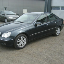 2003 Mercedes-Benz C220 CDI