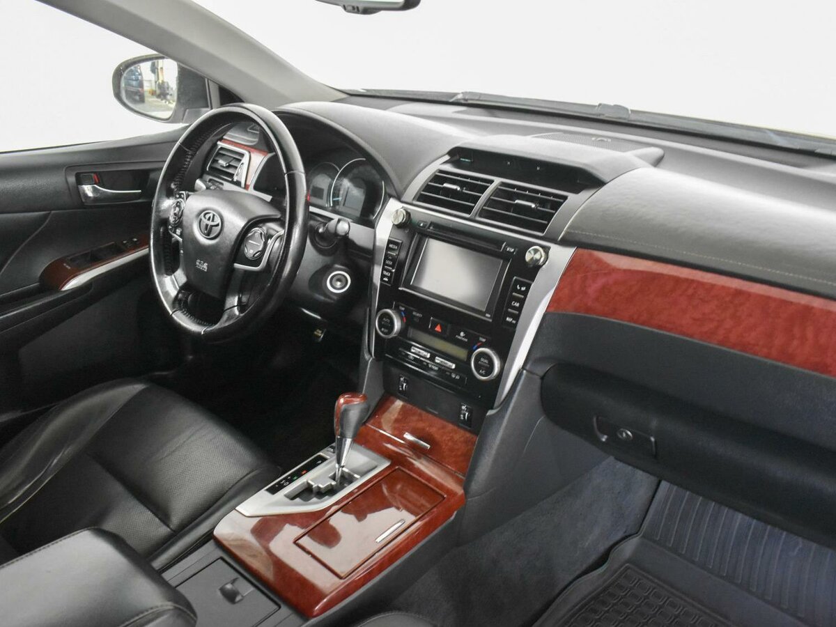 2012 Toyota Camry 2.5L – Image 12