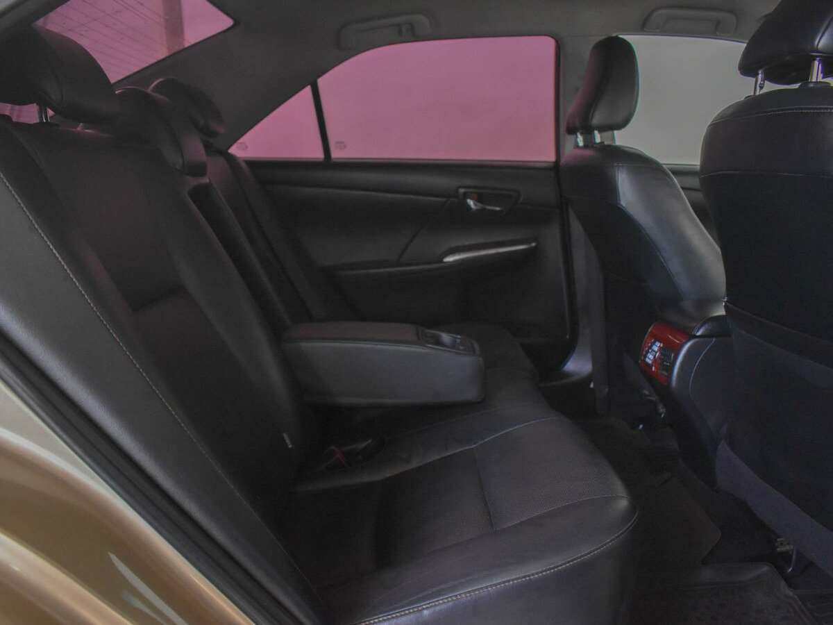2012 Toyota Camry 2.5L – Image 5