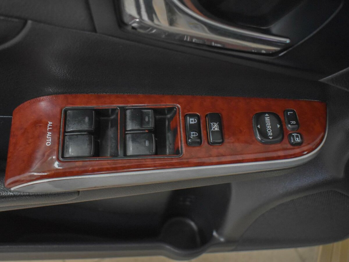 2012 Toyota Camry 2.5L – Image 8