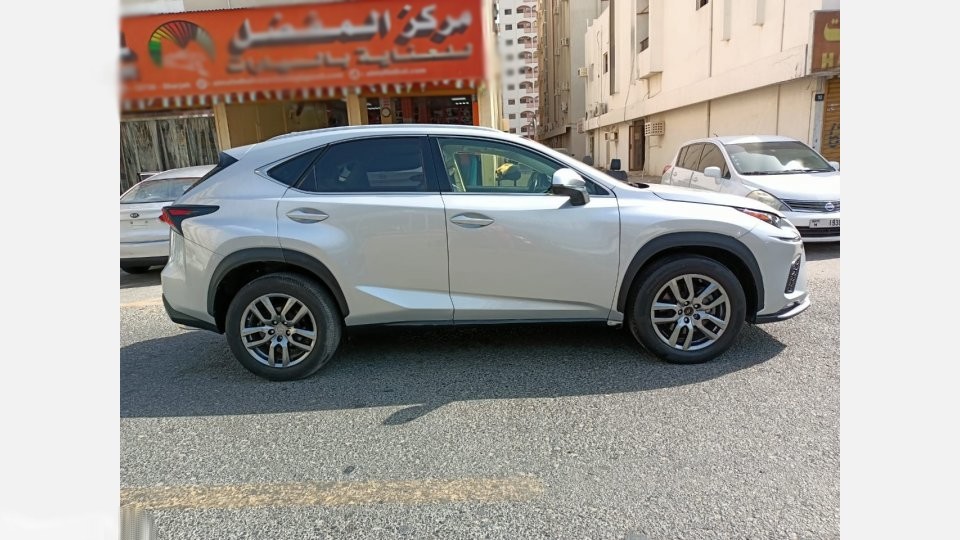 2016 Lexus NX200t 2.0L – Image 7