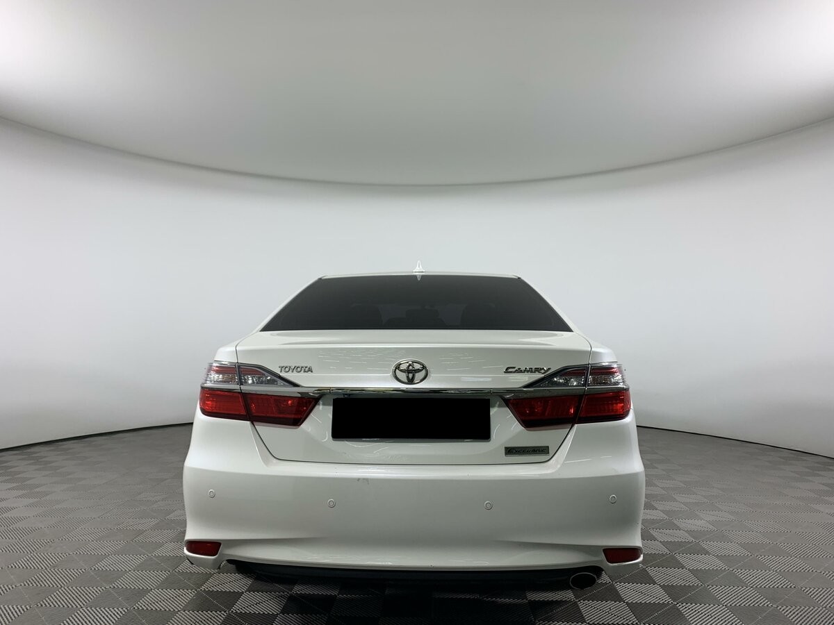 2017 Toyota Camry 2.5L – Image 11