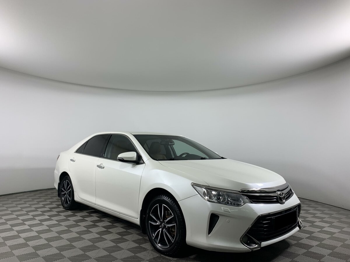 2017 Toyota Camry 2.5L – Image 13
