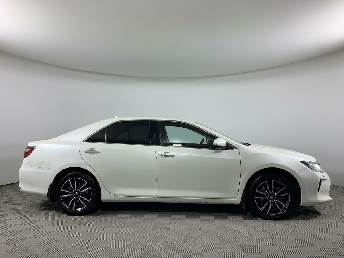 2017 Toyota Camry 2.5L – Image 14