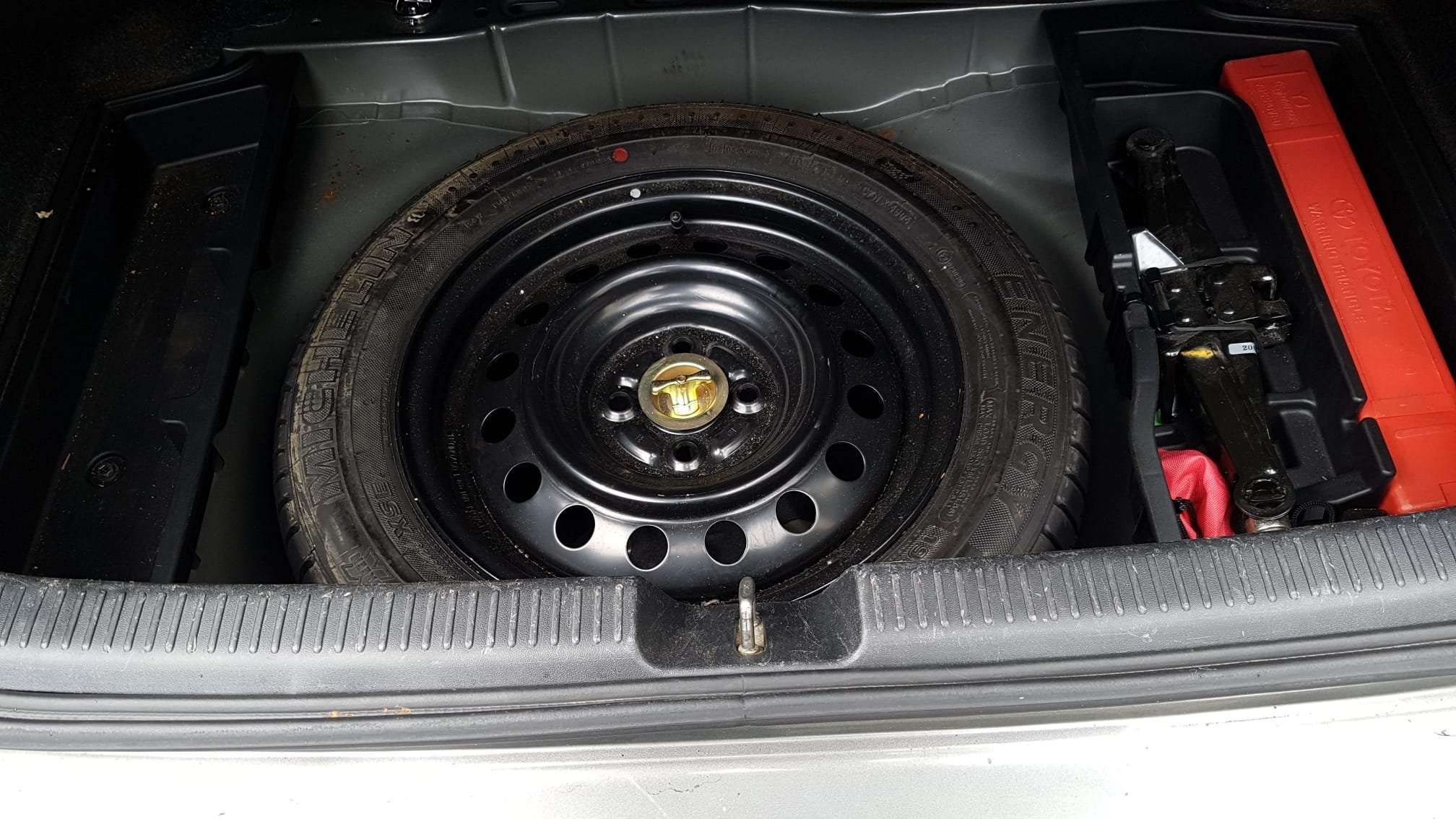 2005 Toyota Corolla 1.6L VVT-i – Image 10