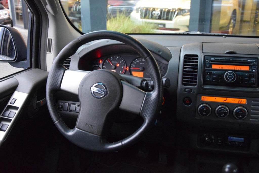 2006 Nissan Navara 2.5L DCI SE 4WD – Image 15