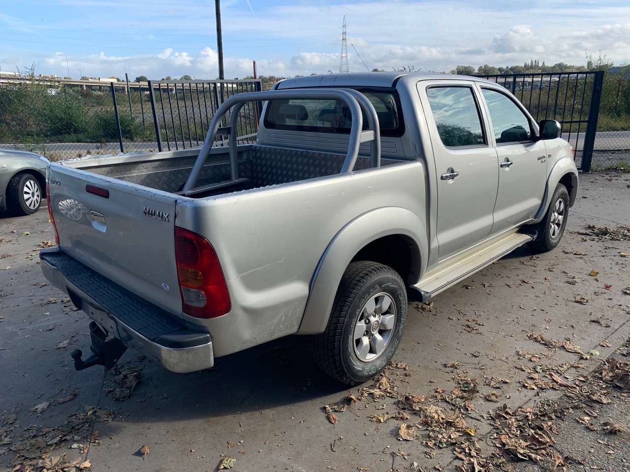 2008 Toyota Hilux 2.5L 4X4 – Image 5