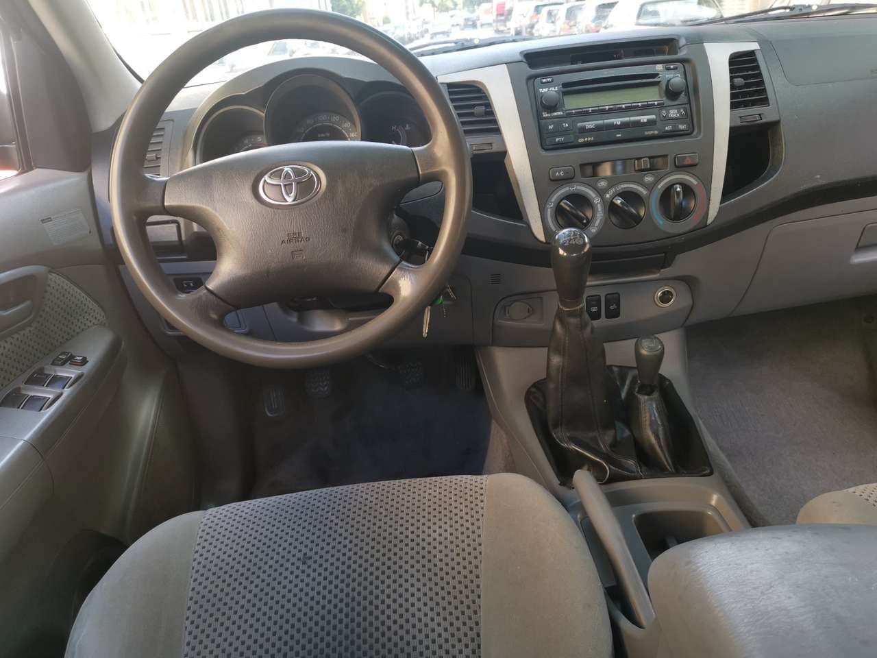 2008 Toyota Hilux 3.0L 4X4 – Image 9