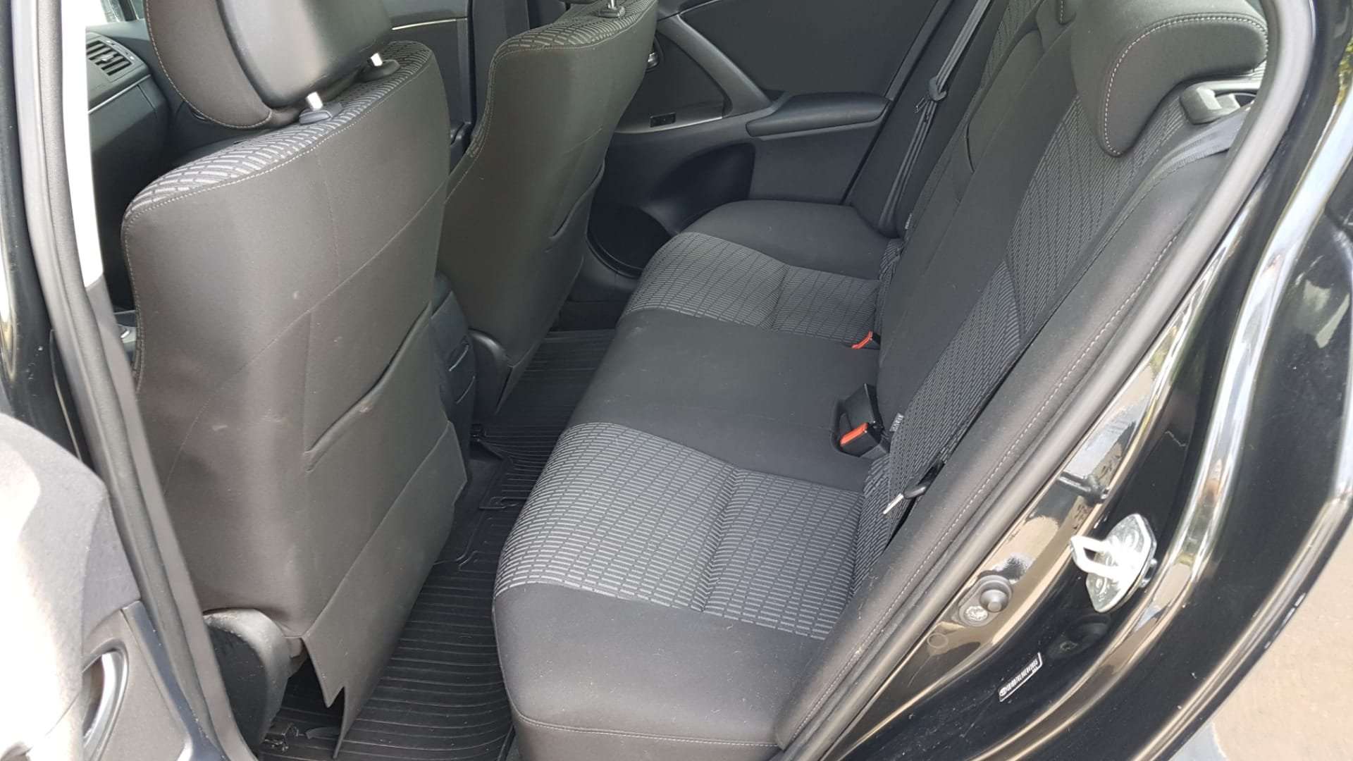 2010 Toyota Avensis 2.0 D-4D – Image 15