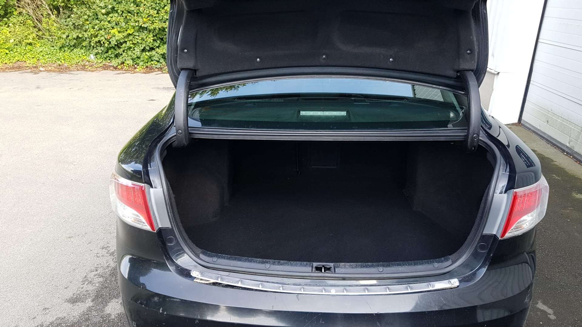 2010 Toyota Avensis 2.0 D-4D – Image 8