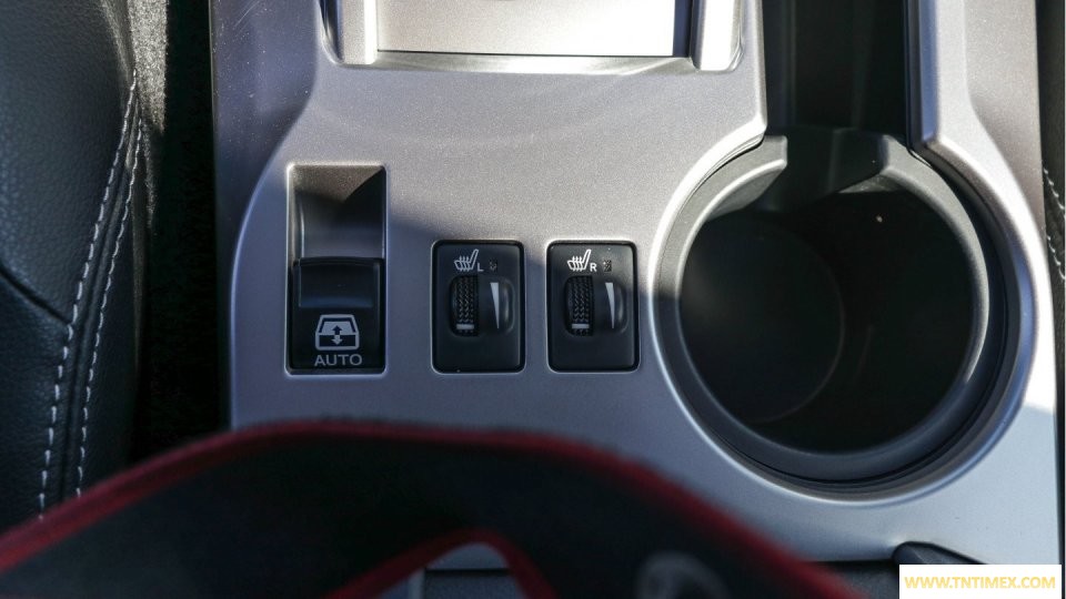 2016 Toyota 4-Runner 4.0L SR5 – Image 5