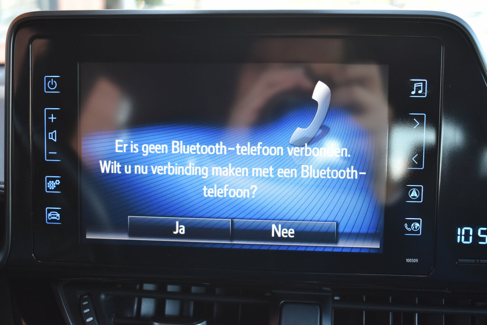 2018 Toyota C-HR 1.2L Dynamic – Image 12