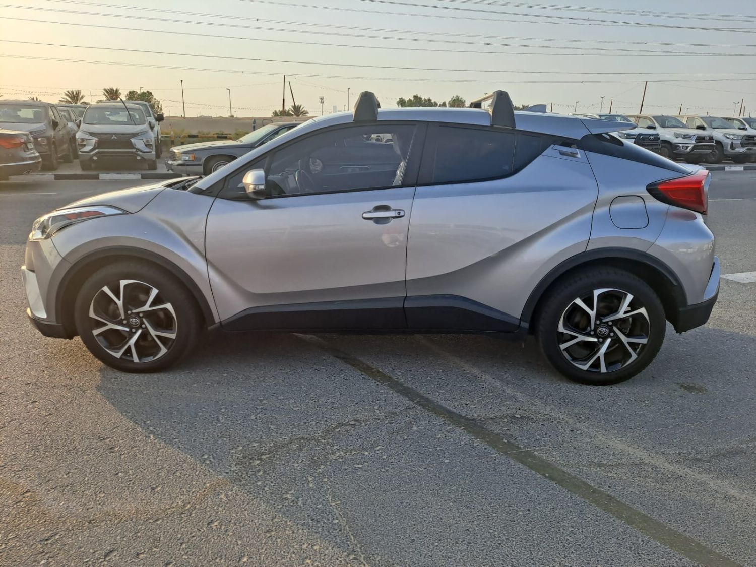 2018 Toyota CH-R – Image 3